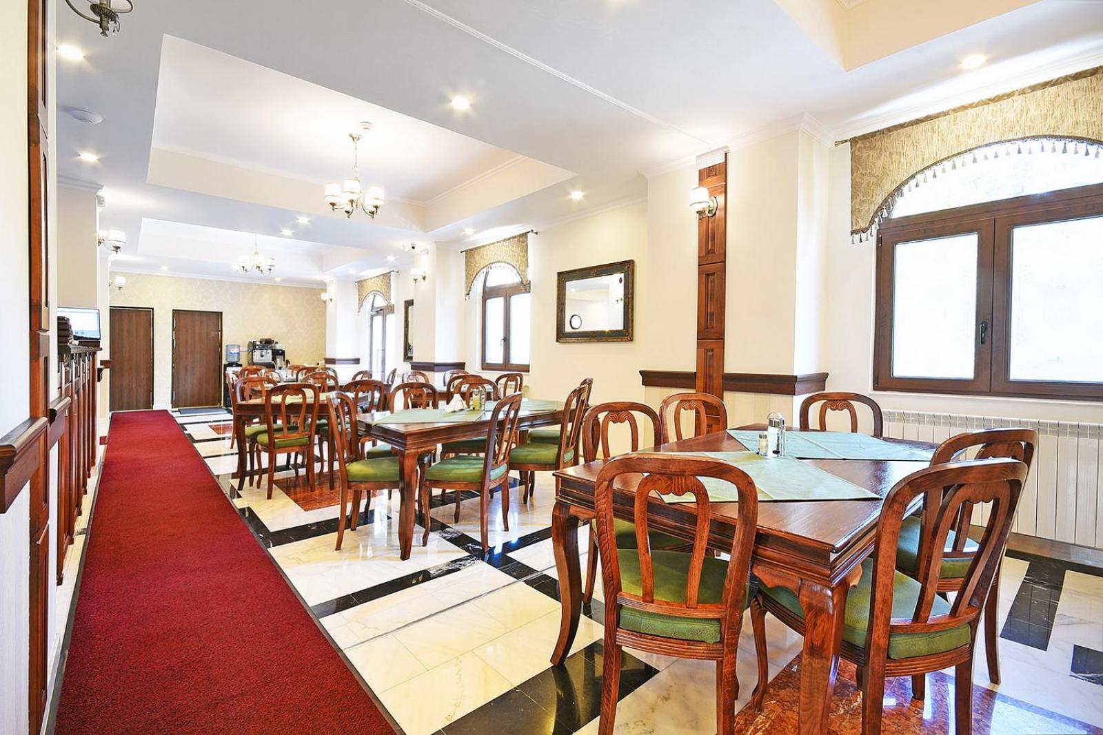 Hotel Moldavia Slănic-Moldova Extérieur photo