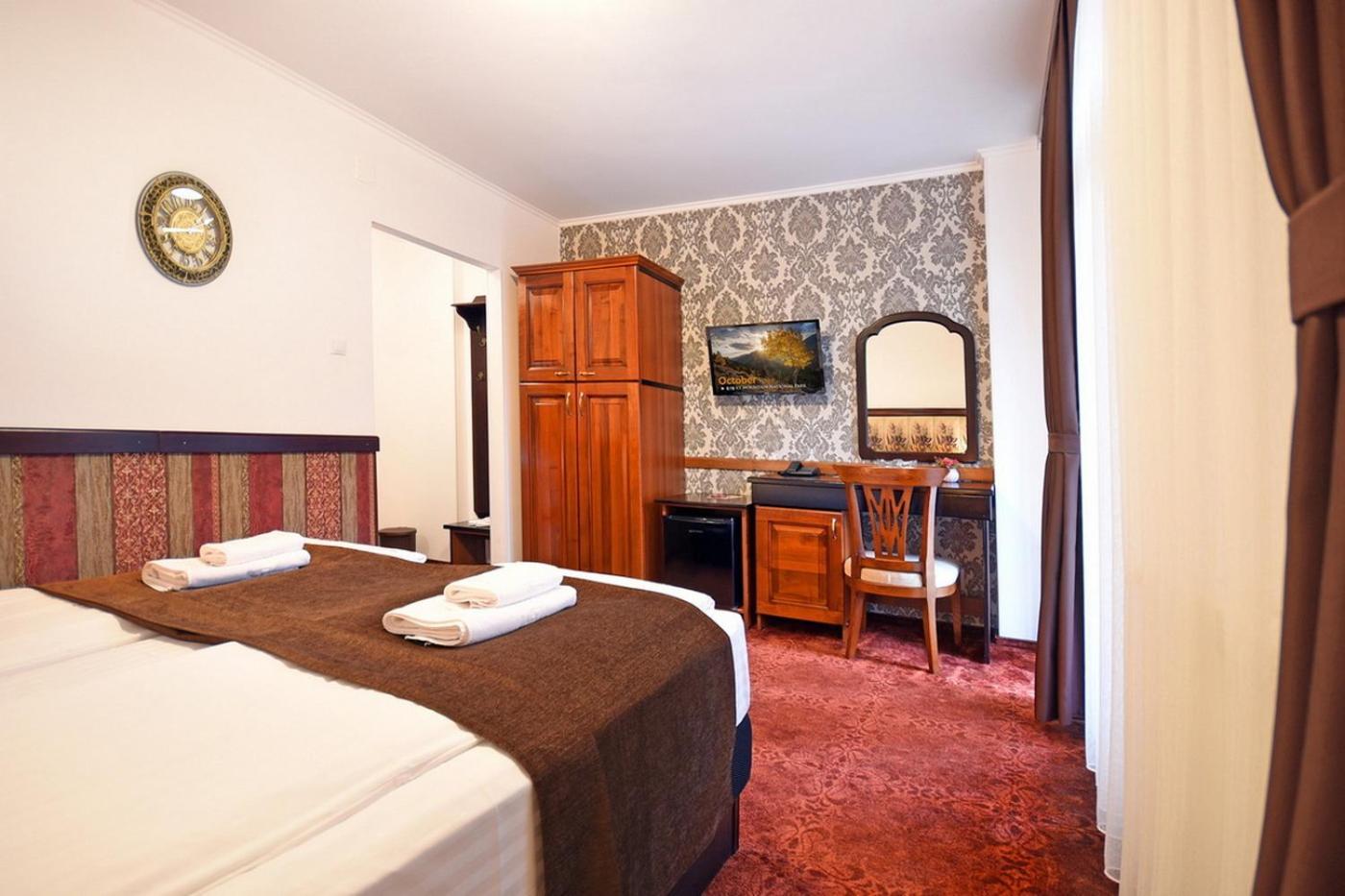 Hotel Moldavia Slănic-Moldova Extérieur photo