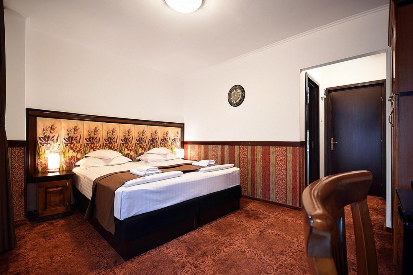 Hotel Moldavia Slănic-Moldova Extérieur photo